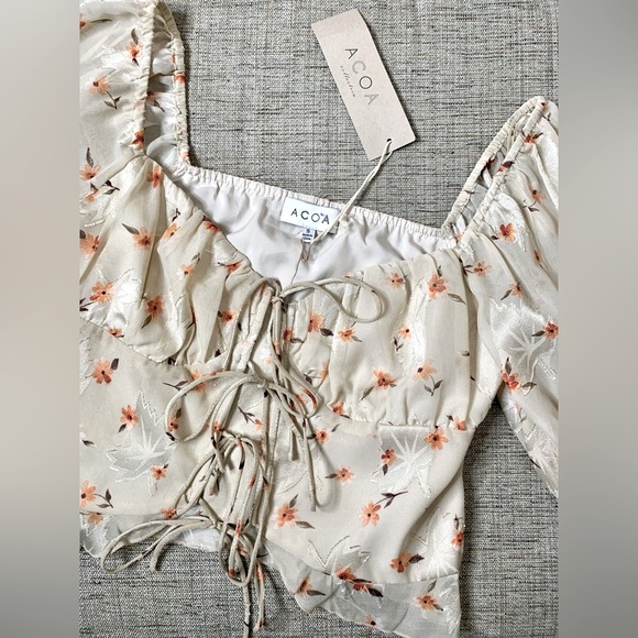NWT ACOA Cropped Corset Blouse in Beige w/ Allover Floral Print, Size Small - Picture 2 of 7